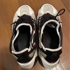 NIKE ZOOM 2K ナイキスニーカー 25cmの画像