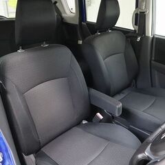 綺麗なブルー♪両側電動スライドドア装備のコンパクトカー(´ω｀*)の画像