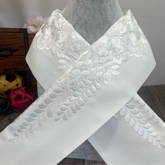 華やか刺繍半襟 日本製　白無垢　花嫁など