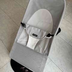 ベビービョルン　バウンサー　メッシュ　グレーの画像
