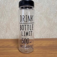 【受渡済】不揃いのボトル容器の画像