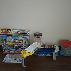 トミカ　ダブルアクショントミカビル　でるでるバケツ　セット