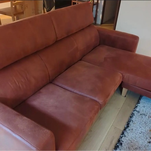 1年半使用　大塚家具　３人がけソファ