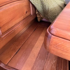 ダイニングテーブルの画像