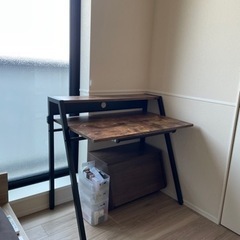 デスクの画像