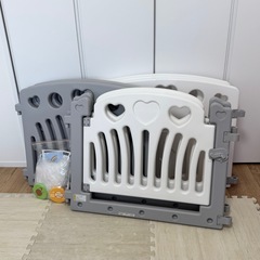 【最終値下げ】ベビーサークル　KATOJI カトージ　コロコロランド　2ドアの画像