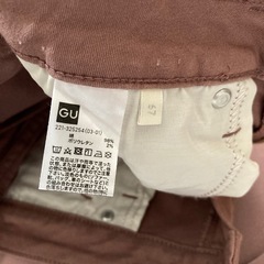 GUスキニーパンツの画像
