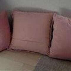 ニトリ　クッション　カバー付き　3個セット　45.0 × 45.0の画像