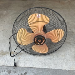 業務用壁掛け扇風機　