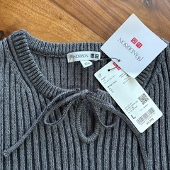 未使用　UNIQLO リブタイネックセーター★辻堂まで！の画像