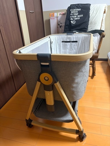 ベビーベッド