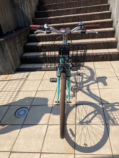 自転車と空気入れ　ルイガノ　cityroam8 470mm 　6速　自転車