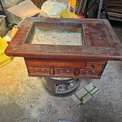 火鉢、木製火鉢の画像