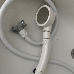 シャワーと洗髪シャワー水栓