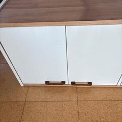 キッチン収納棚の画像