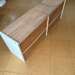 キッチン収納棚の画像