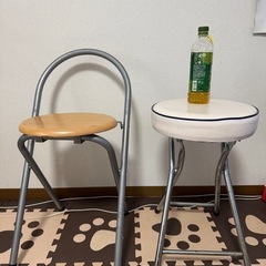 折りたたみ椅子
