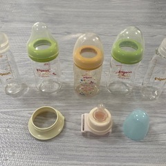 Pigeon 哺乳瓶 5本セット + Combi & Milto...