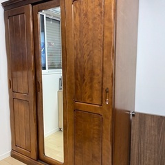 クローゼット型箪笥譲ります