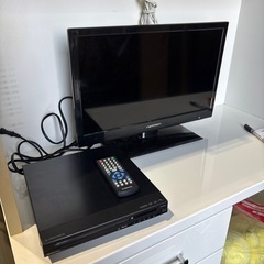 【動作OK】　19V型液晶テレビ　DVDプレーヤーセットの画像