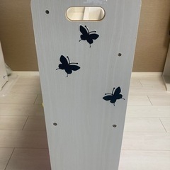 絵本ラック　おもちゃ収納の画像