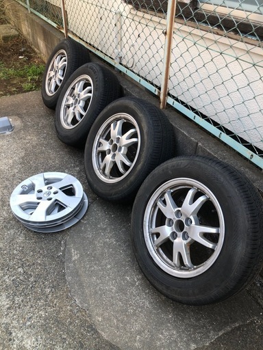 プリウスタ純正ホイールセット