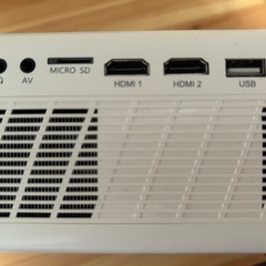 無印良品　パイル折り畳みテーブル＋プロジェクターの画像