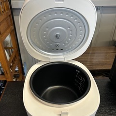 【新着】多機能4号炊飯器_マイコン_PURETONE_HTS-350WH＊西小倉駅から車で５分＊【早い方優先☆*:.｡. 】の画像
