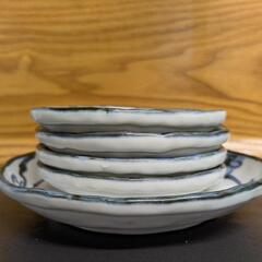 ★0円！★引★引取りのみ（文京区）★小皿4枚＋取り皿1枚セットの画像