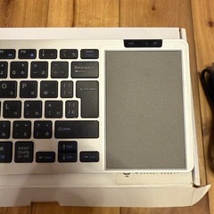 SANWA SUPPLY Bluetooth タッチパッド付きキーボードの画像