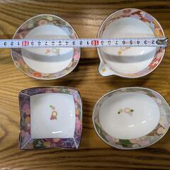 ★引取りのみ（文京区）★小鉢4個セット(同シリーズデザイン違い)