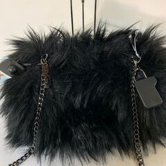 【ジャングルジャングル深井店】★フォリフォリ ファーバッグ 黒 バッグ 堺市 深井 【FU2256】の画像