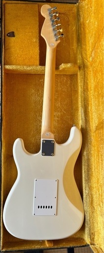良品！音良！エレキギター　ストラトキャスター