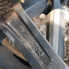 KEEN 17in 7.5J +45 PCD114.3  215/60R17  中古 スタッドレスタイヤホイールセット4本

の画像