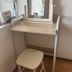 「売約済」デスク　チェア　ミラーセット