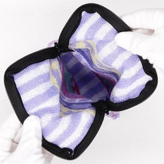 【新品未使用】ANNA SUIアナスイ　ファスナー付きタオルハンカチの画像