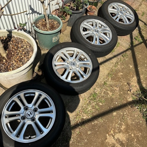 値下げしました　nbox 純正ホイール　14インチ　タイヤ　4本