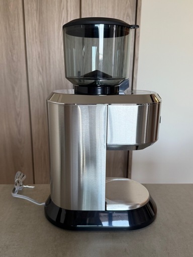 【最終値下げ】デロンギ　コーン式コーヒーグラインダー　KG521J-M