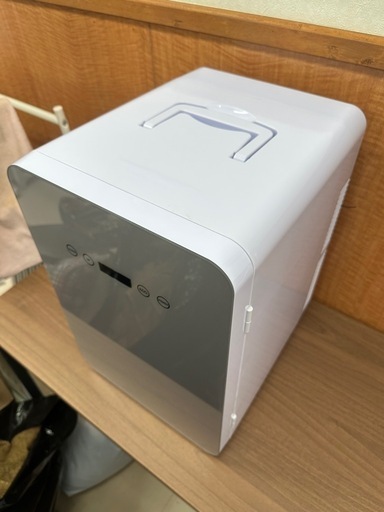 VERSOS 24L ダブルペルチェ冷蔵庫 VS-440 未使用品
