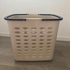 お引き渡し決定！洗濯かご　ランドリーバスケット　深型