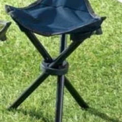 トライアングルチェア　新品未使用品