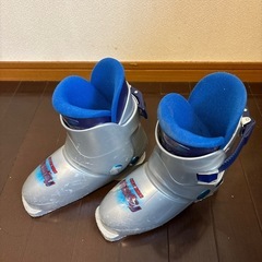 ジュニア　スキーブーツ　18〜20cmの画像