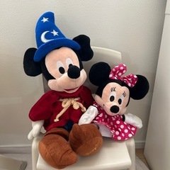 DWE ミッキー　ミニー　ぬいぐるみ