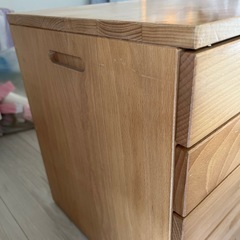 引き出し4段棚　ベッドサイドテーブル　の画像