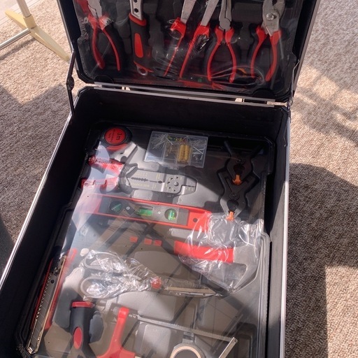 スーツケース型工具セット