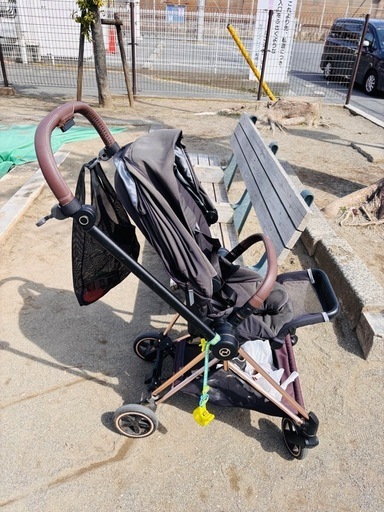 ベビーカー　Cybex mios