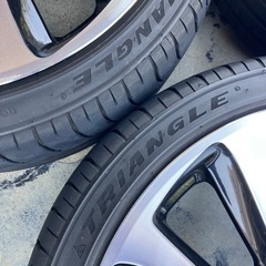 18インチホィールタイヤセットの画像