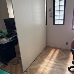 突っ張り式　パーテーション