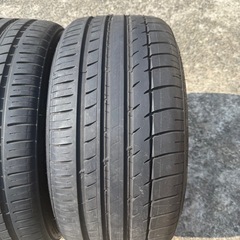 トライアングル　245/35r19 バリ溝の画像