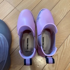 子ども用　長ぐつ22cm & 雪用スノーブーツの画像